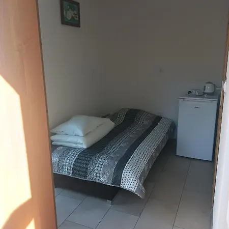 Goscinne Malinowka בית אירוח Jastrzębia Góra