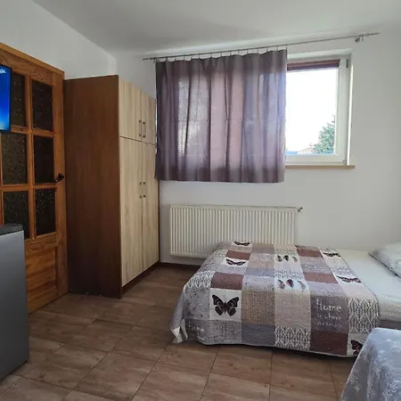 Goscinne Malinowka Jastrzębia Góra