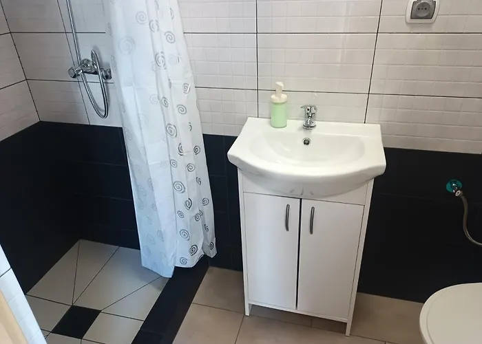 Goscinne Malinowka * Jastrzębia Góra